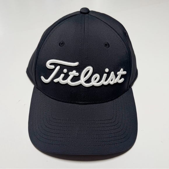 Titleist Golf Hat - Picture 1 of 8
